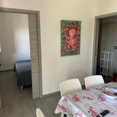 Riva Del Golfo Apartment *