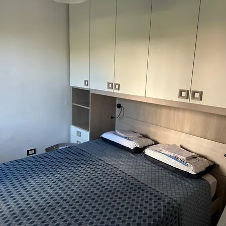 Riva Del Golfo Apartment *